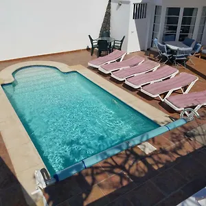 Villa Casa Katrina, Tias